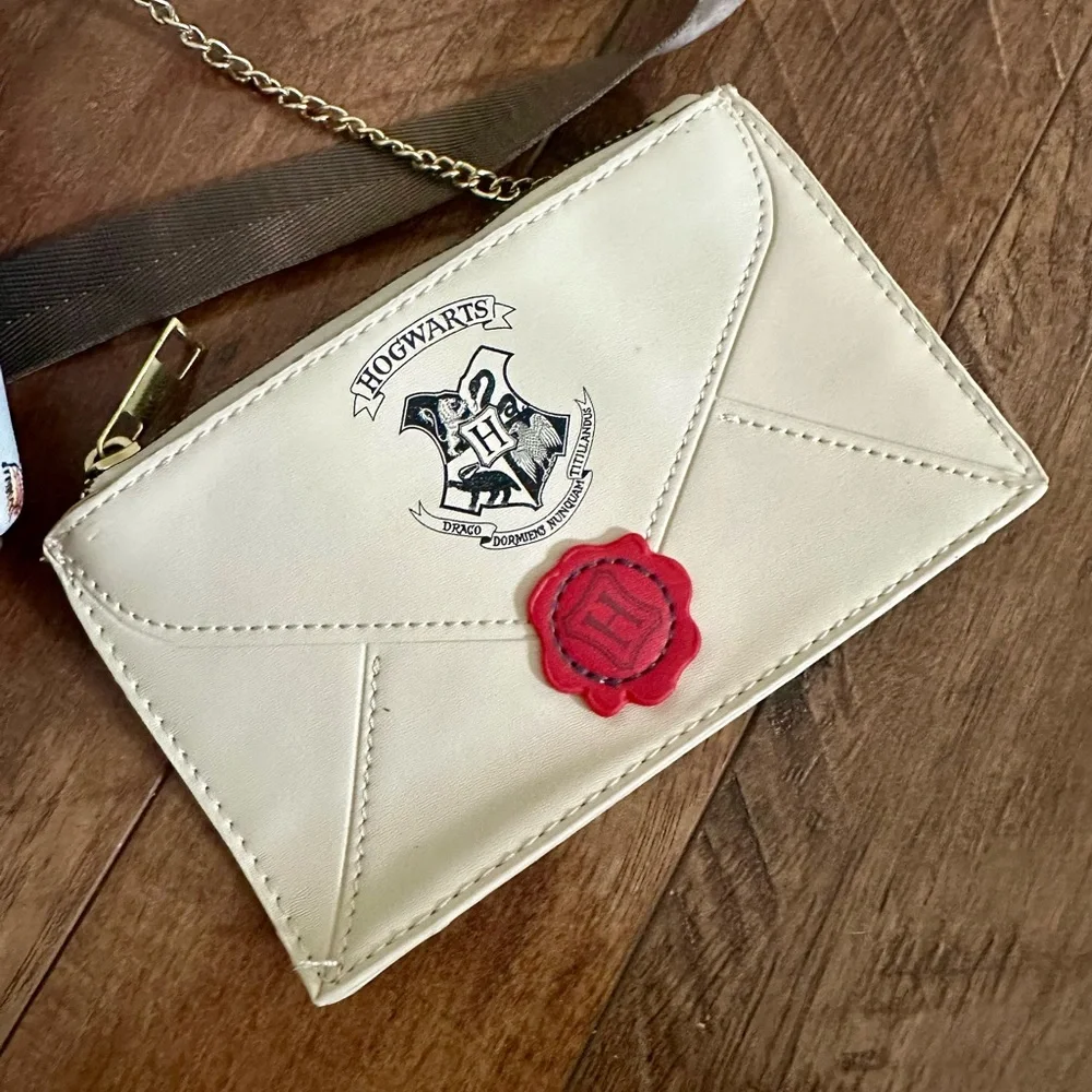 Harry Potter Hedwig Themed Backpack - Picture 7 of 16